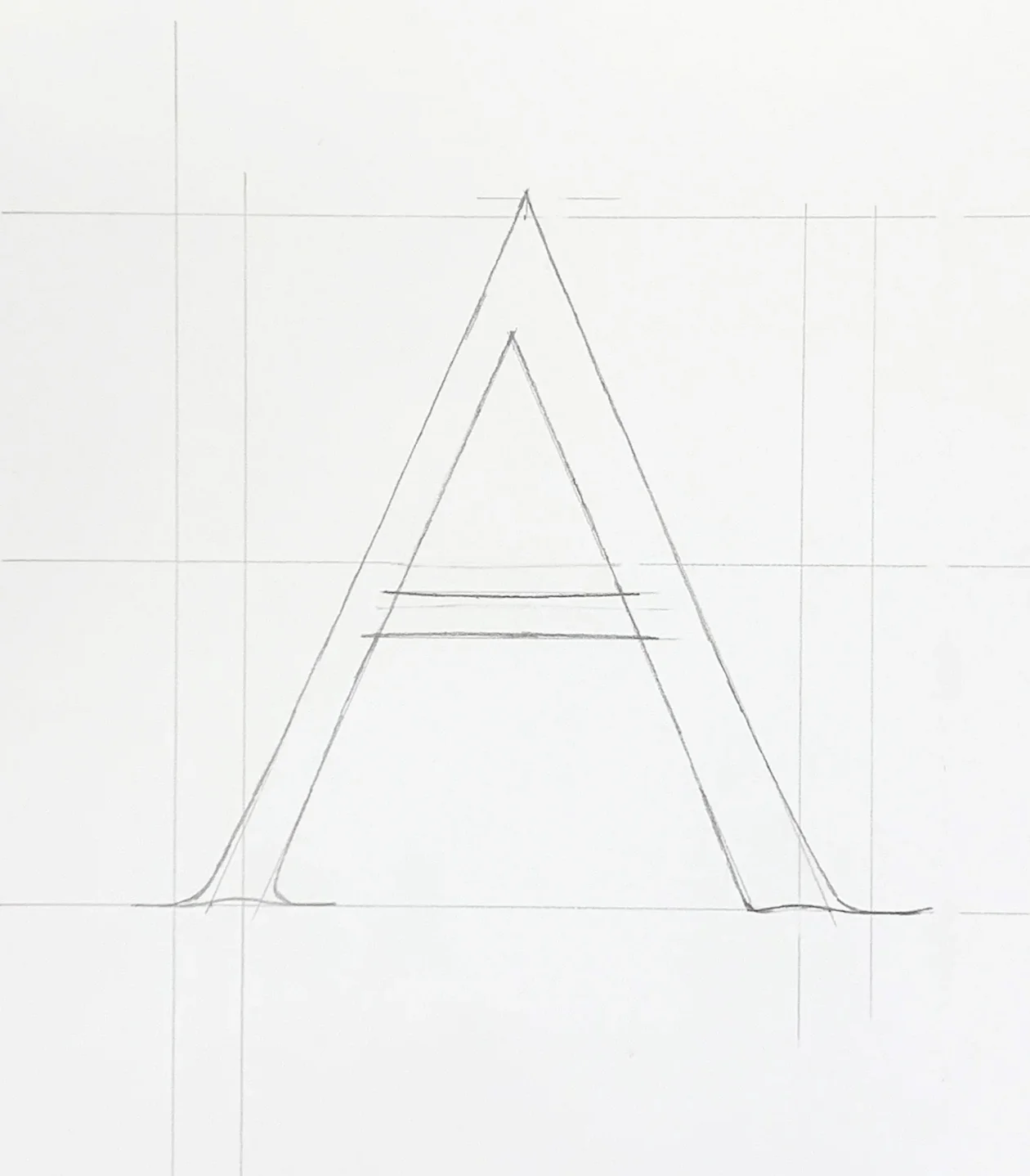 「A」のプロポーションを割り出したスケッチ画像